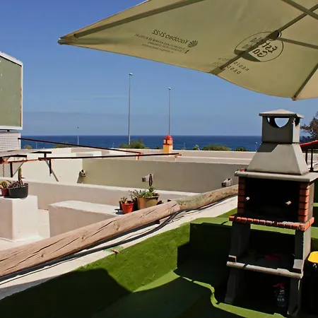 Pensjonat Atlantis Surf Moya (Gran Canaria)