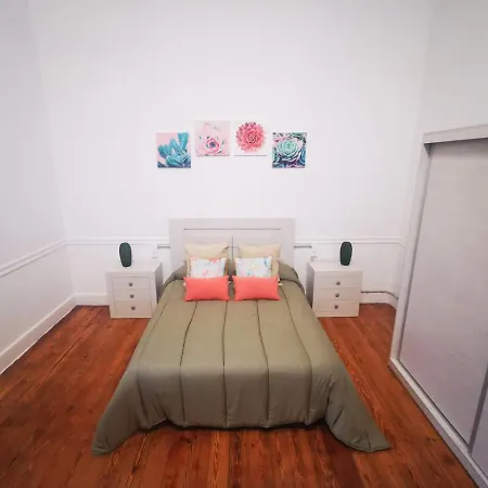 Atlantis Surf 게스트하우스 *