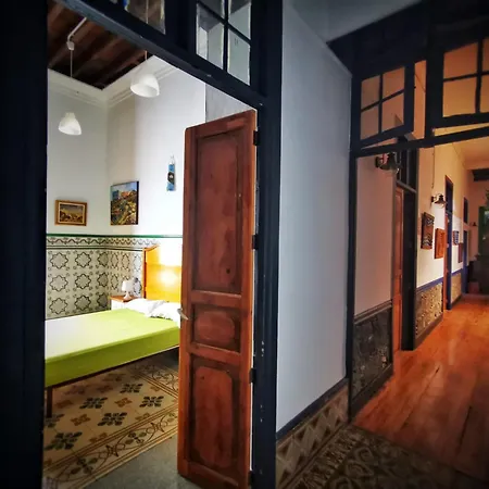 Atlantis Surf 게스트하우스