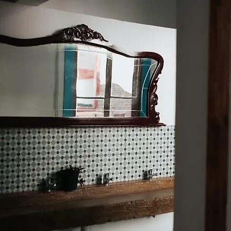 Atlantis Surf 게스트하우스 *