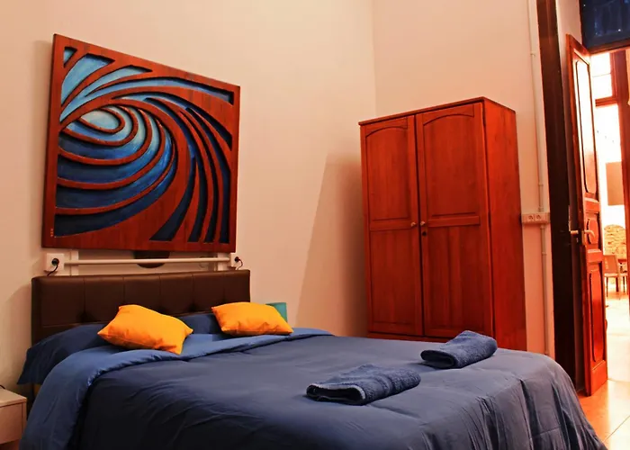 Atlantis Surf בית הארחה