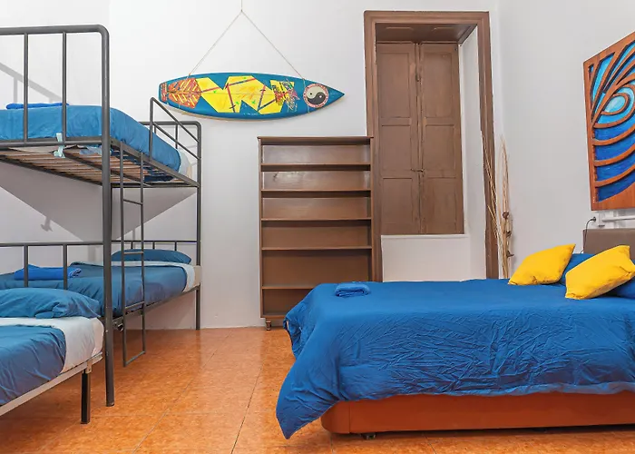 בית הארחה Atlantis Surf