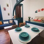 Atlantis Surf בית הארחה