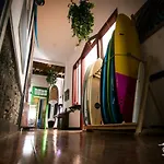 בית הארחה Atlantis Surf