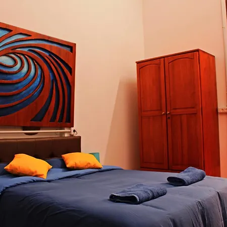 Atlantis Surf Guest house