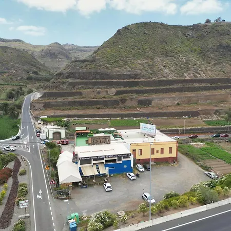 Atlantis Surf Pensión