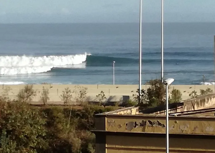 Atlantis Surf Pensión