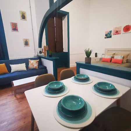 Atlantis Surf בית הארחה