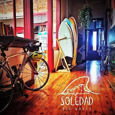 Atlantis Surf בית הארחה